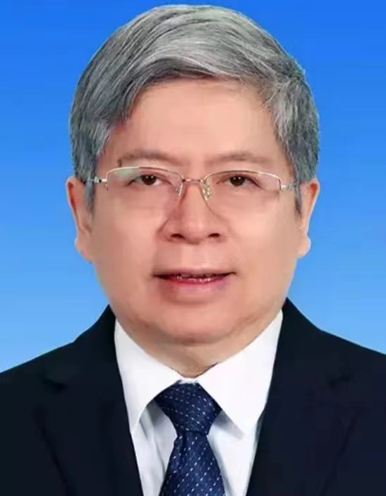 李彬